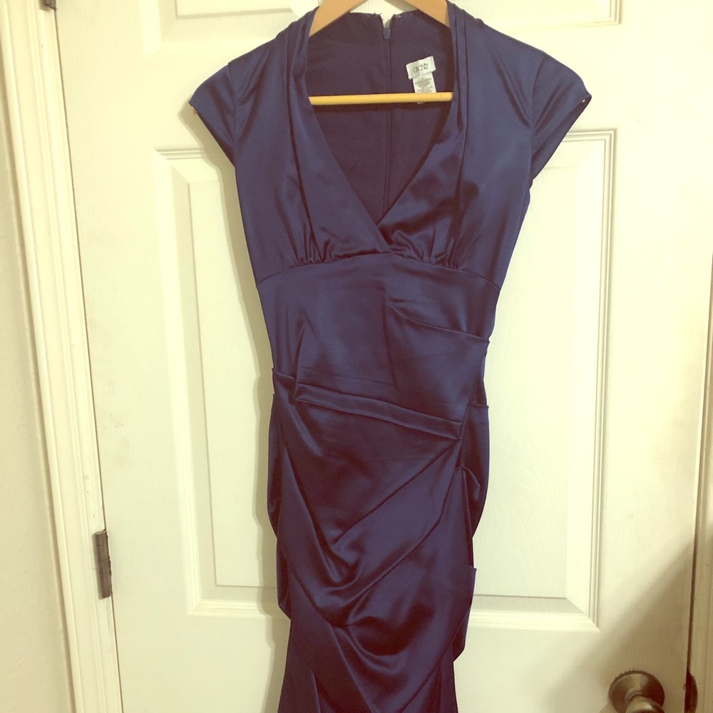 Cache fitted midi dress